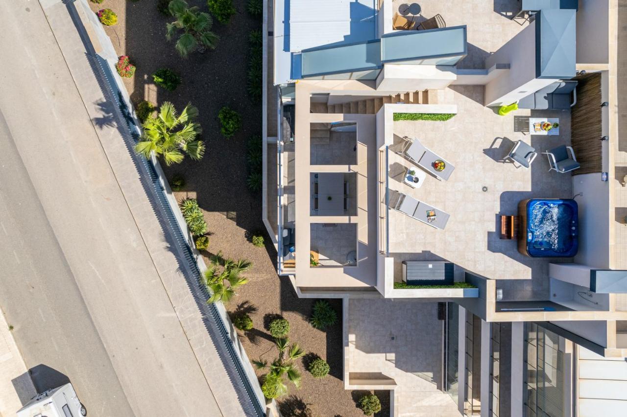La Zenia Cocoon - Luxury Penthouse With Jacuzzi, 2 Pools, Indoor Heated Pool, Sauna, Gym, Playstation Apartment Dehesa de Campoamor  Exterior foto